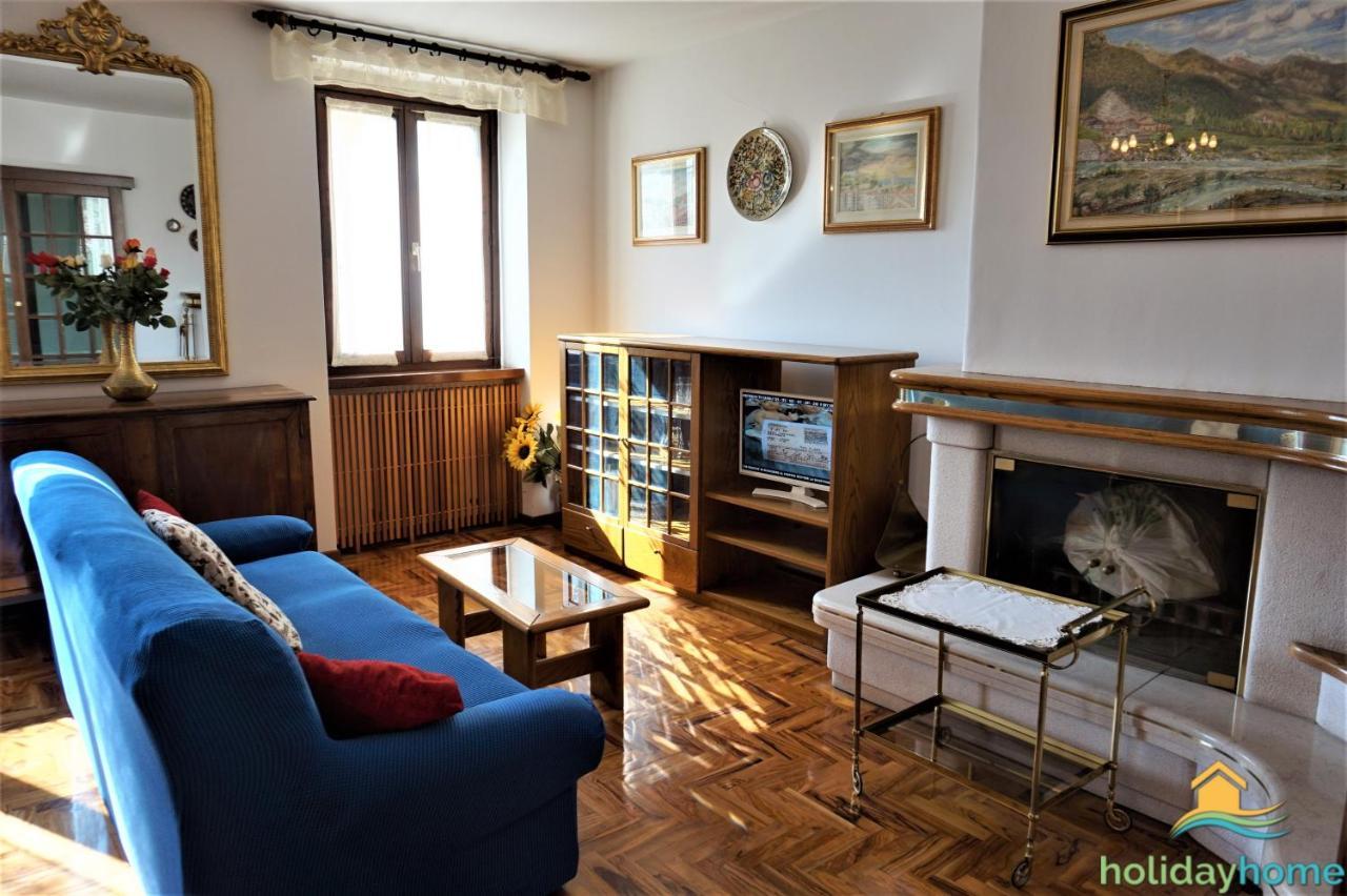 Garda Apartment *