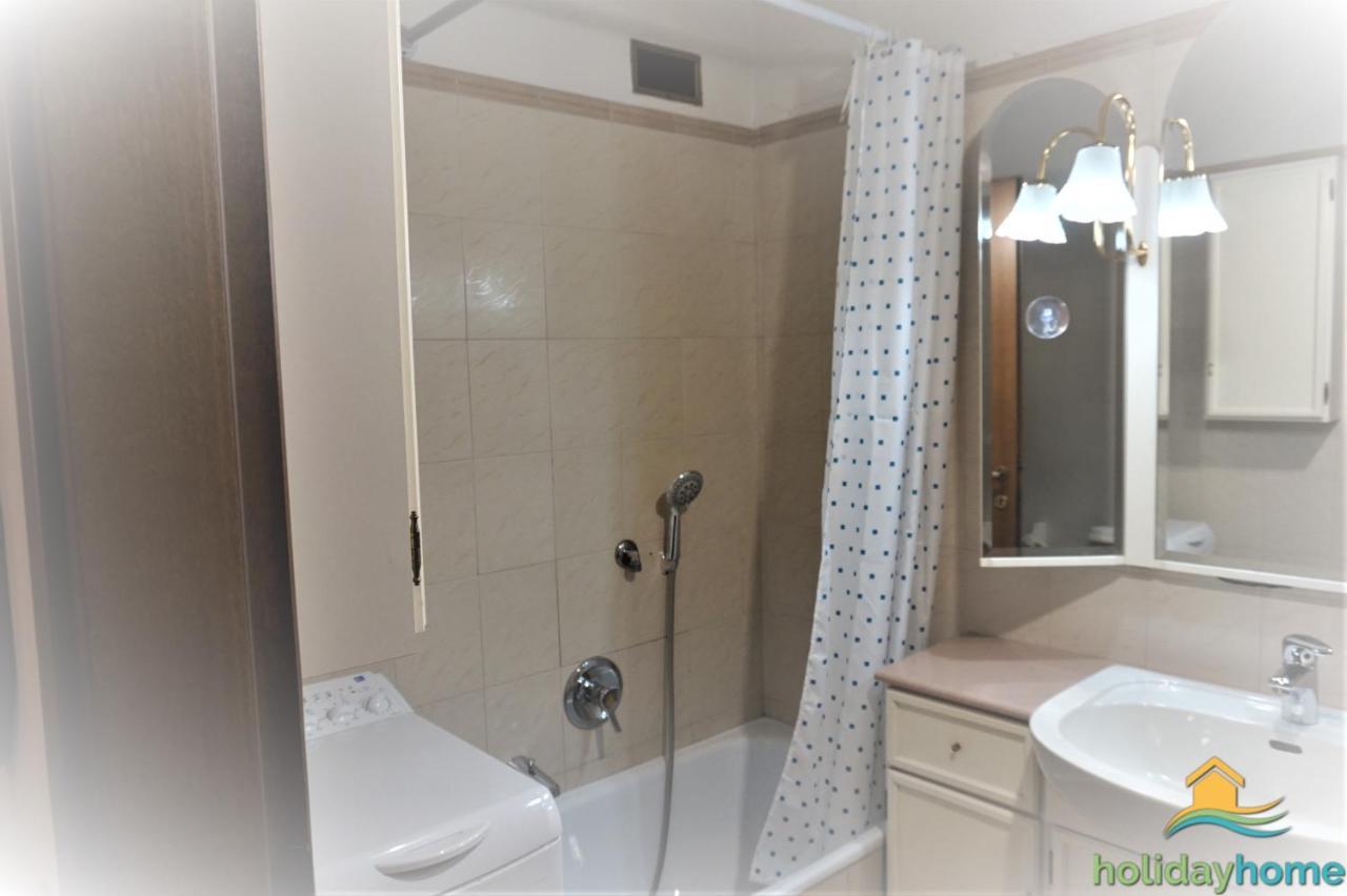 Garda Apartment *